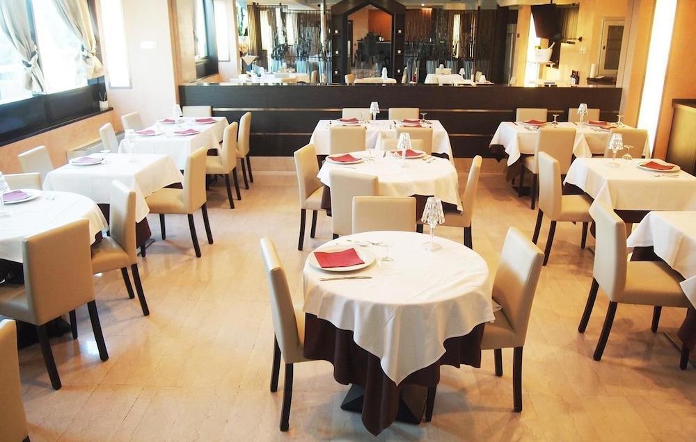 Golf Hotel Lainate Eksteriør bilde